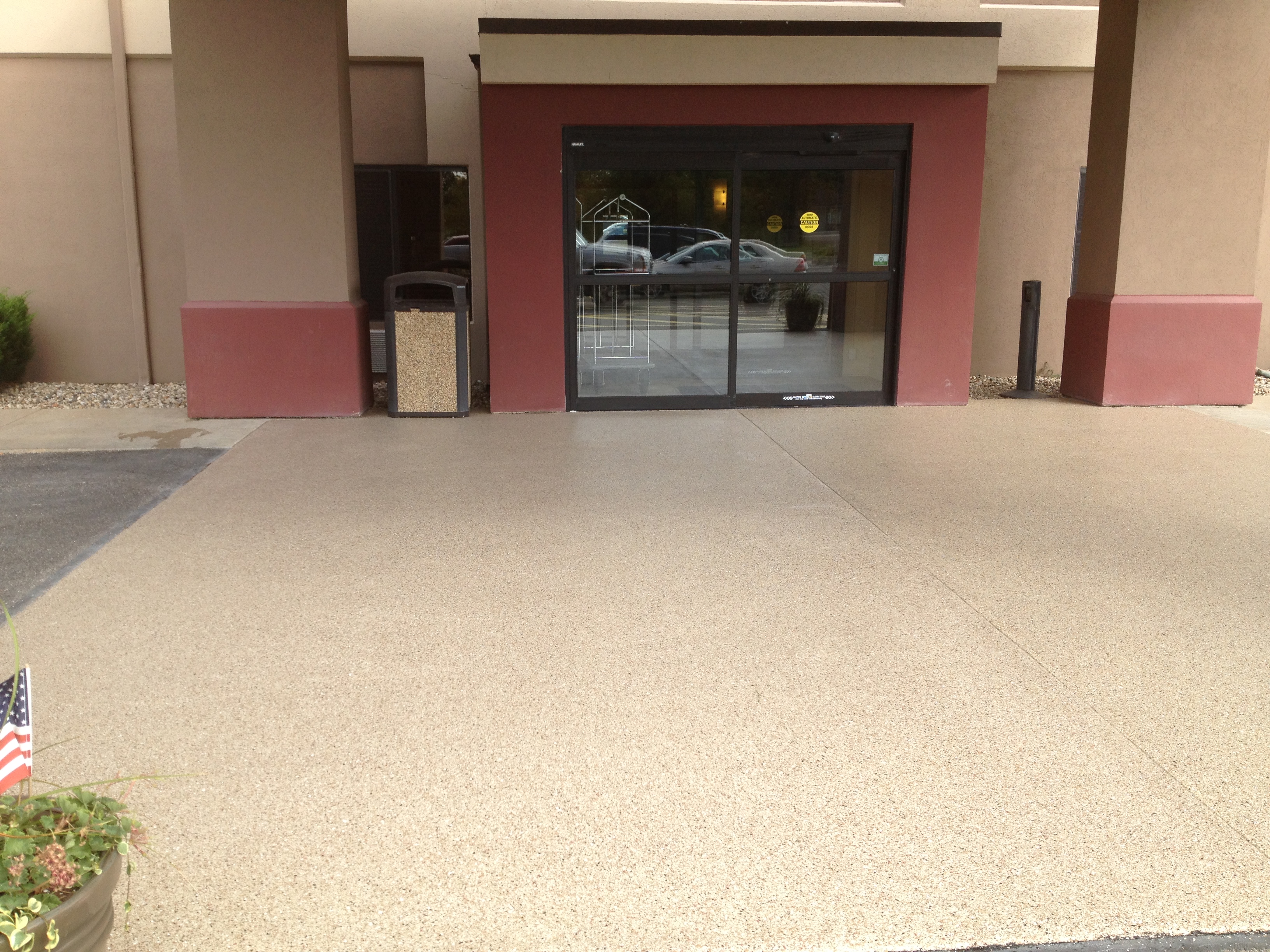 Commercial & Residential Concrete Floor Coatings